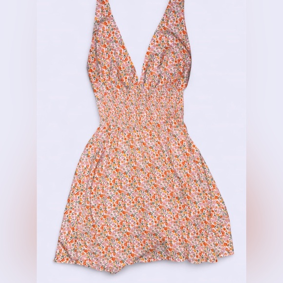 ROMWE Dresses & Skirts - ROMWE Floral 🌼 Halter Mini Dress | Smocked Waist, Open Back, Size Small